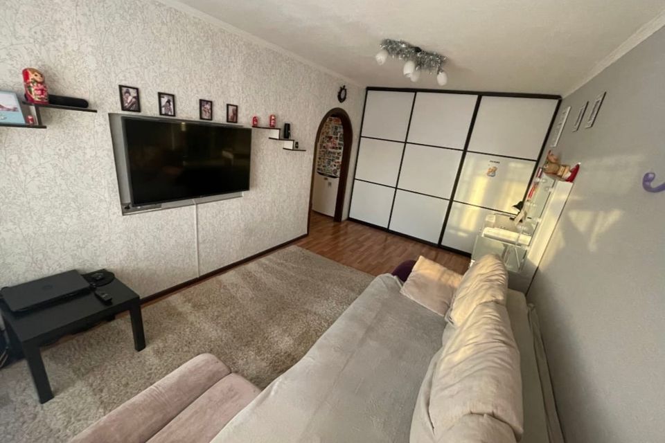Продаётся 2-комнатная квартира, 40.9 м²