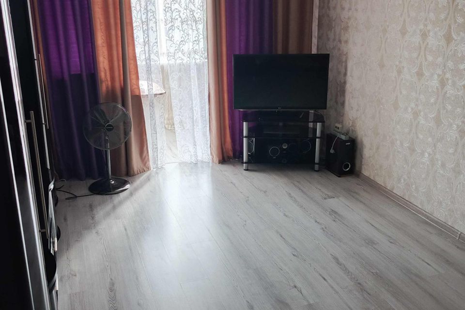 Продаётся 2-комнатная квартира, 58 м²
