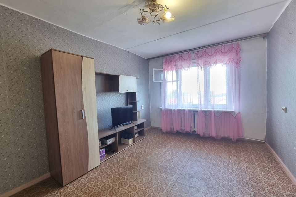 Продаётся 3-комнатная квартира, 59.3 м²