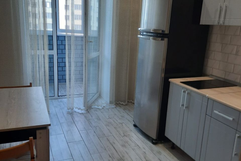 Сдаётся 1-комнатная квартира, 40 м²