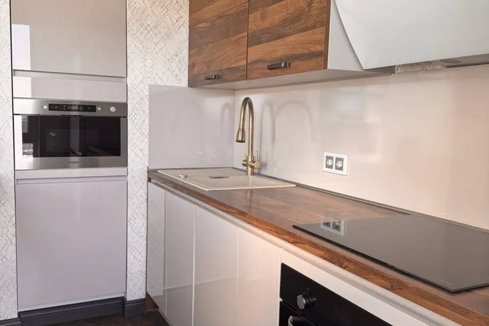 Продаётся 2-комнатная квартира, 61.8 м²