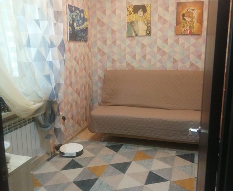 Продаётся 3-комнатная квартира, 62.1 м²