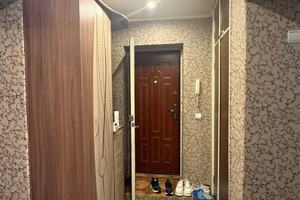 Продаётся 3-комнатная квартира, 61.17 м²