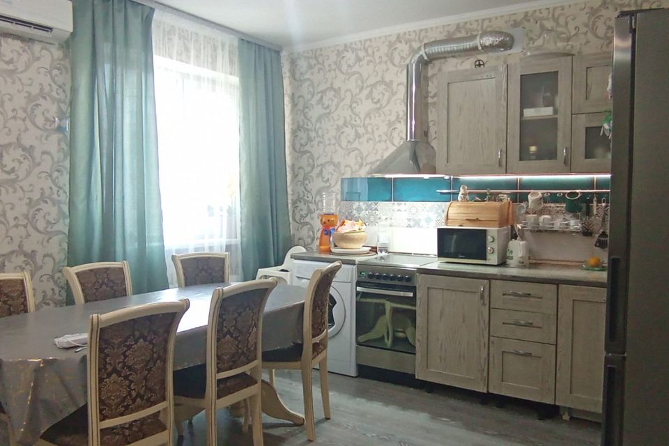 Продаётся 1-комнатная квартира, 50 м²