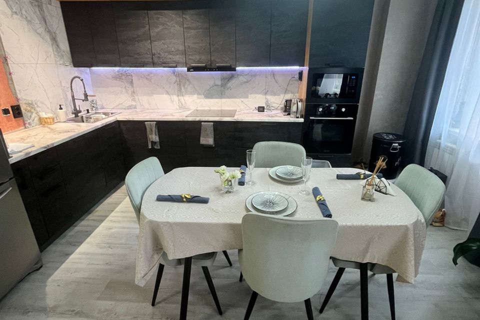 Продаётся 3-комнатная квартира, 64.4 м²