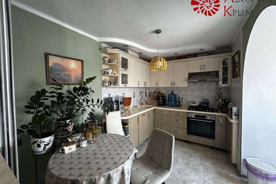 Продаётся 3-комнатная квартира, 72 м²