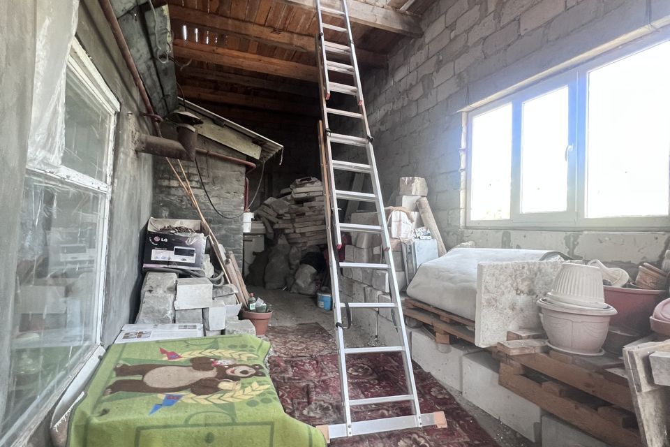 Продаётся 2-этажный дом, 260 м²