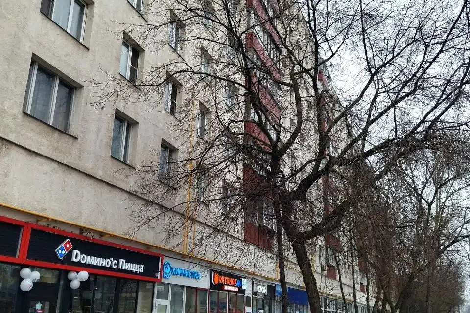 Продаётся 3-комнатная квартира, 57.8 м²