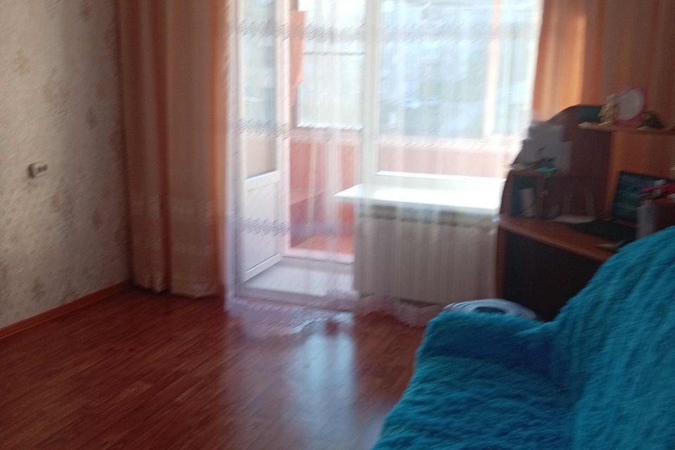 Продаётся 4-комнатная квартира, 72.6 м²