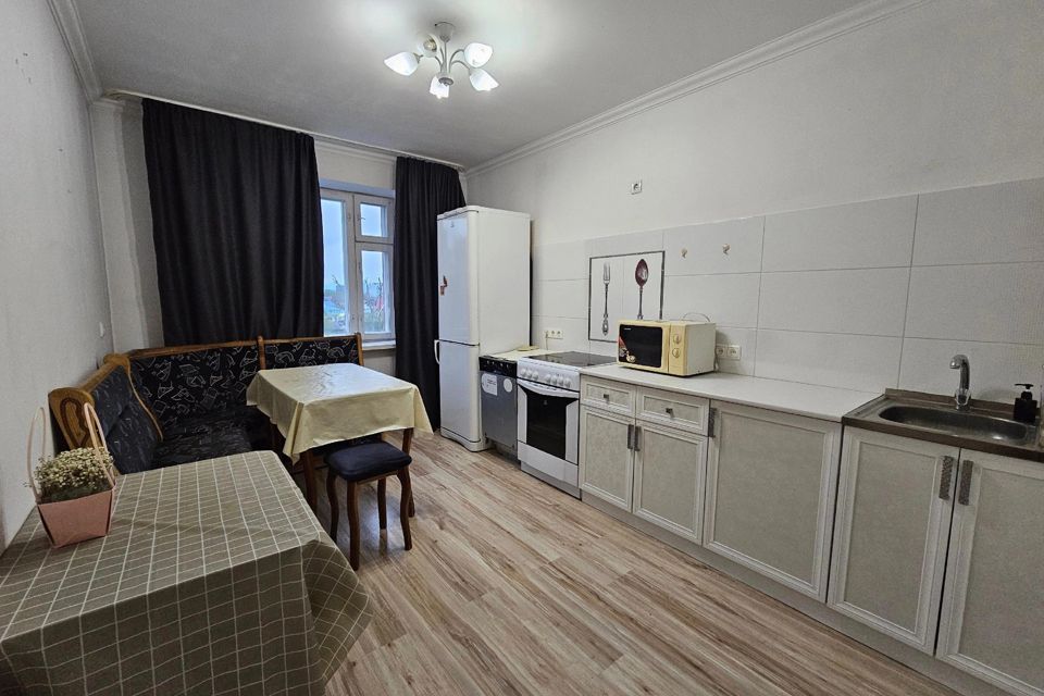 Сдаётся 2-комнатная квартира, 70 м²