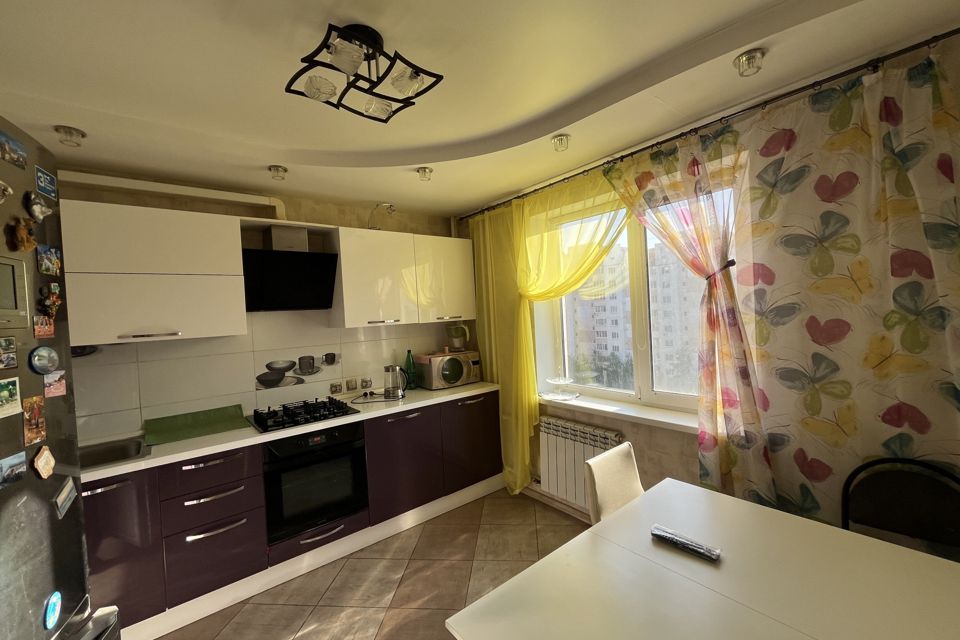 Продаётся 2-комнатная квартира, 62 м²