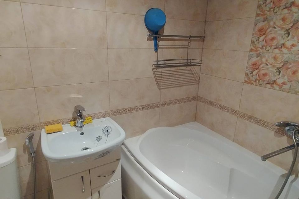Продаётся 1-комнатная квартира, 37.4 м²