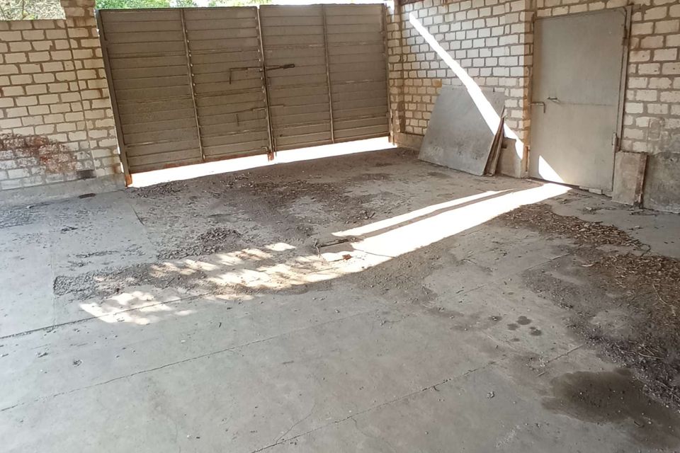 Продаётся 3-этажный дом, 500 м²