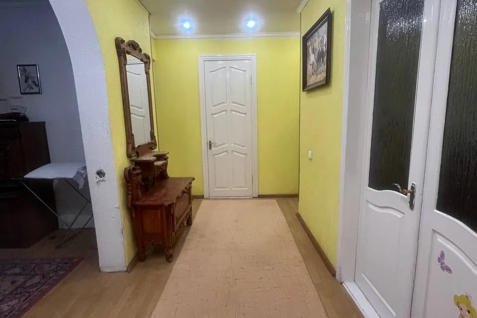 Продаётся 3-комнатная квартира, 67 м²