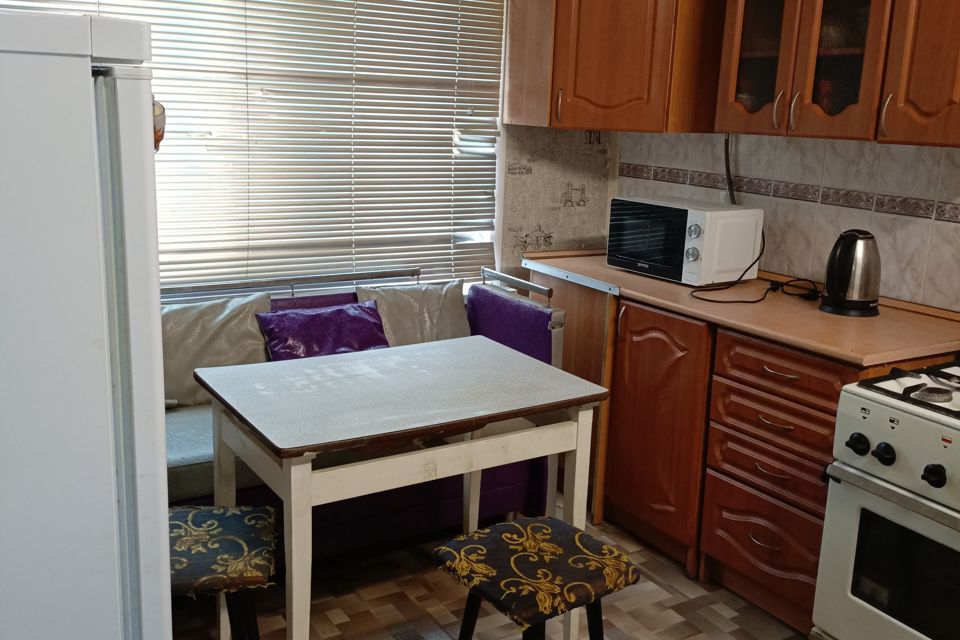 Продаётся 1-комнатная квартира, 30.5 м²