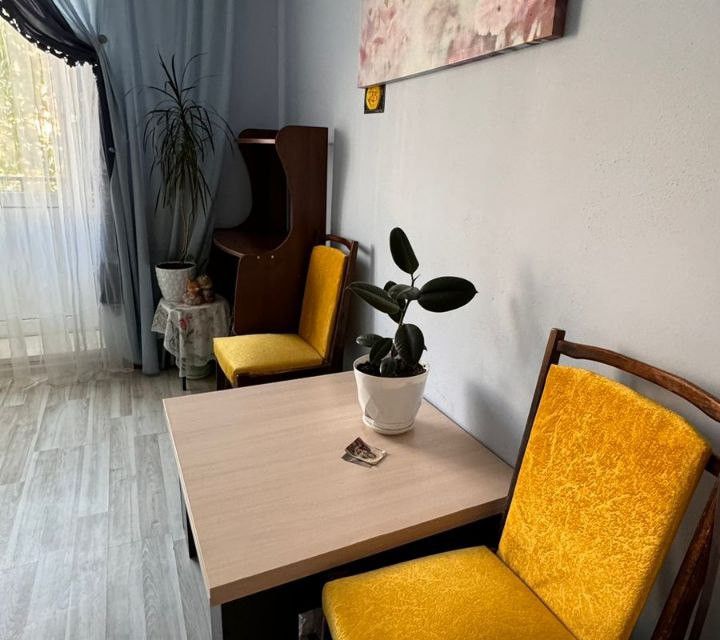 Продаётся 2-комнатная квартира, 45.6 м²
