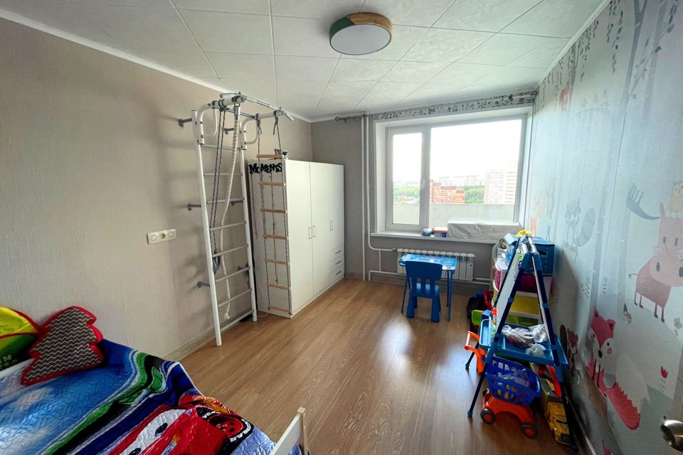 Продаётся 3-комнатная квартира, 67.8 м²