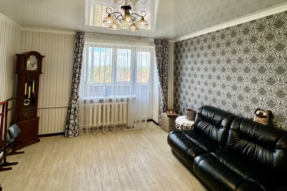 Продаётся 3-комнатная квартира, 63 м²
