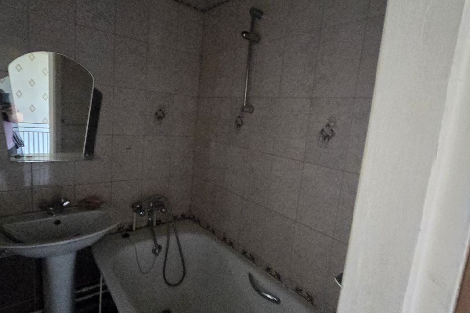 Продаётся 3-комнатная квартира, 58.4 м²
