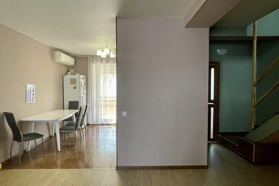 Продаётся 2-этажный дом, 125 м²