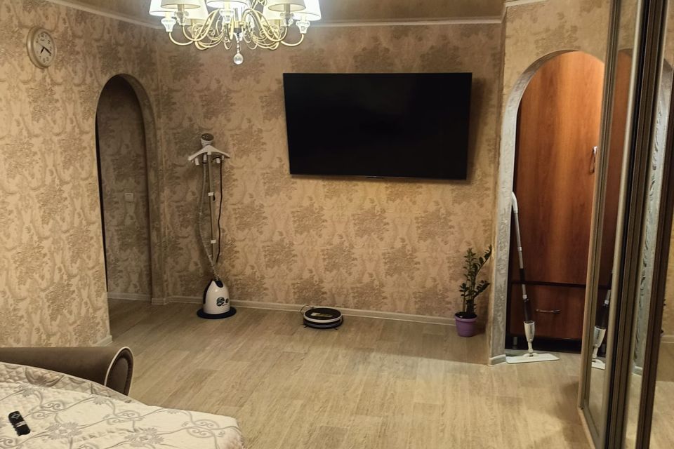 Продаётся 3-комнатная квартира, 57.4 м²