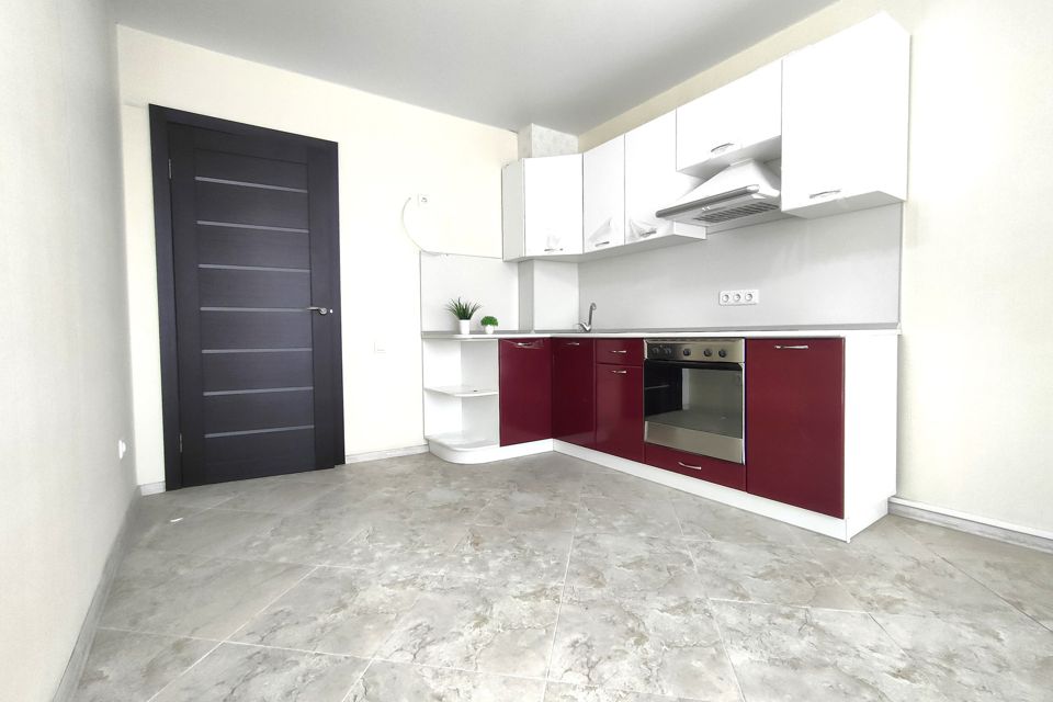 Продаётся 1-комнатная квартира, 43 м²