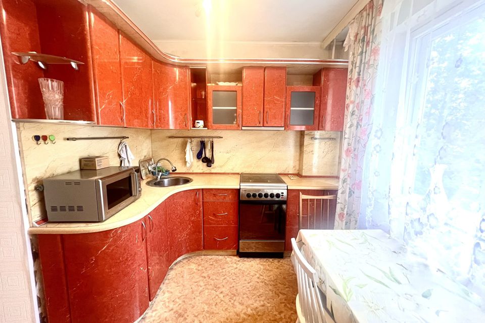 Продаётся 3-комнатная квартира, 72.8 м²