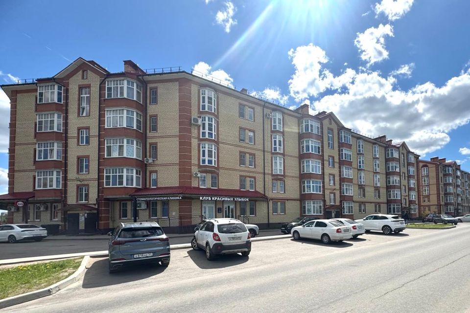 Продаётся 3-комнатная квартира, 92 м²