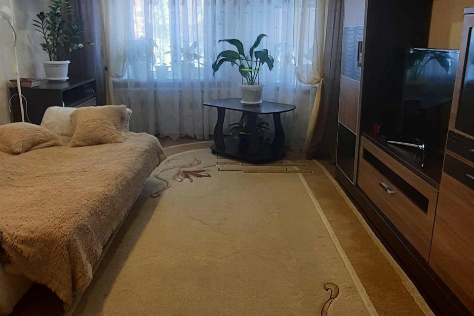 Продаётся 1-комнатная квартира, 38 м²