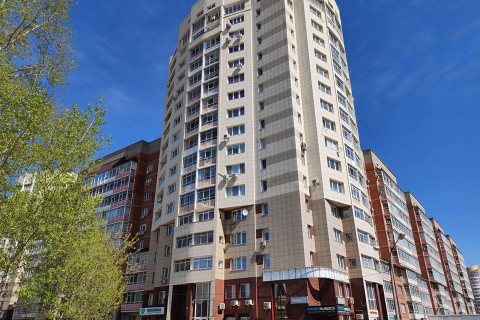 Продаётся 2-комнатная квартира, 61.6 м²