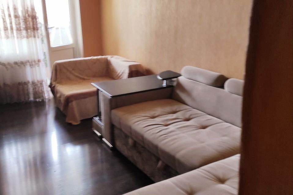 Продаётся 2-комнатная квартира, 56 м²