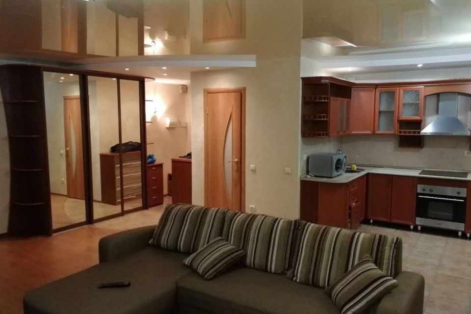 Сдаётся 2-комнатная квартира, 62 м²