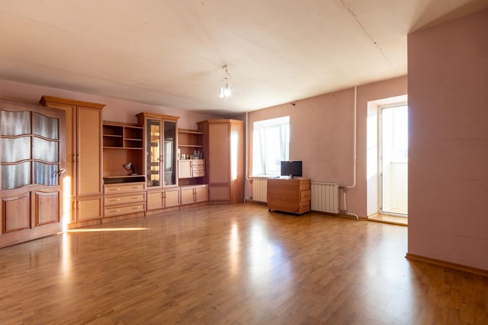 Продаётся 3-комнатная квартира, 95.2 м²