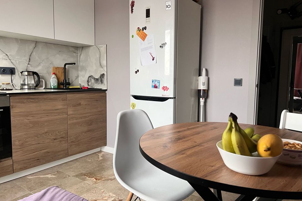 Продаётся 1-комнатная квартира, 35.6 м²