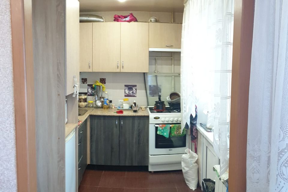 Продаётся 3-комнатная квартира, 51.7 м²