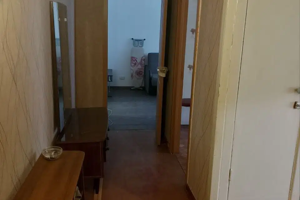 Продаётся 3-комнатная квартира, 57.3 м²