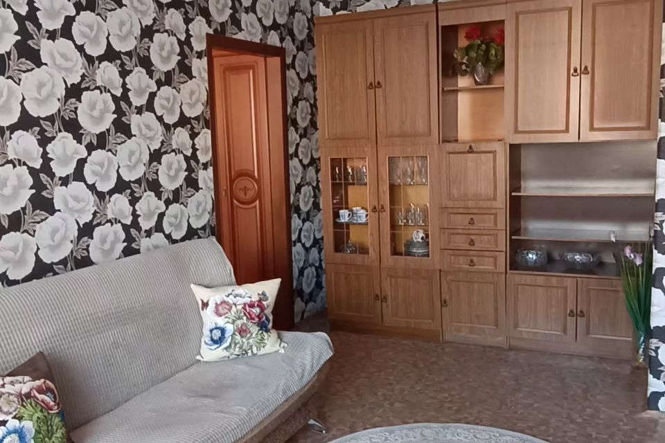Продаётся 2-комнатная квартира, 41.8 м²