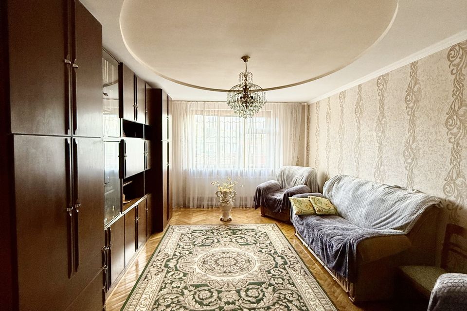 Продаётся 2-этажный дом, 200 м²