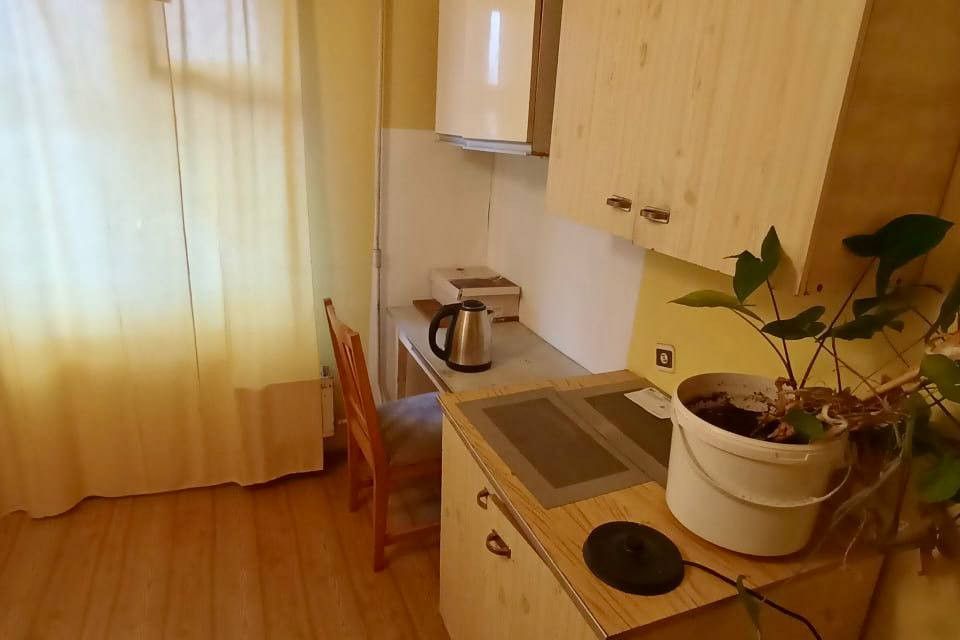 Продаётся комната в 3-комн. квартире, 16.9 м²