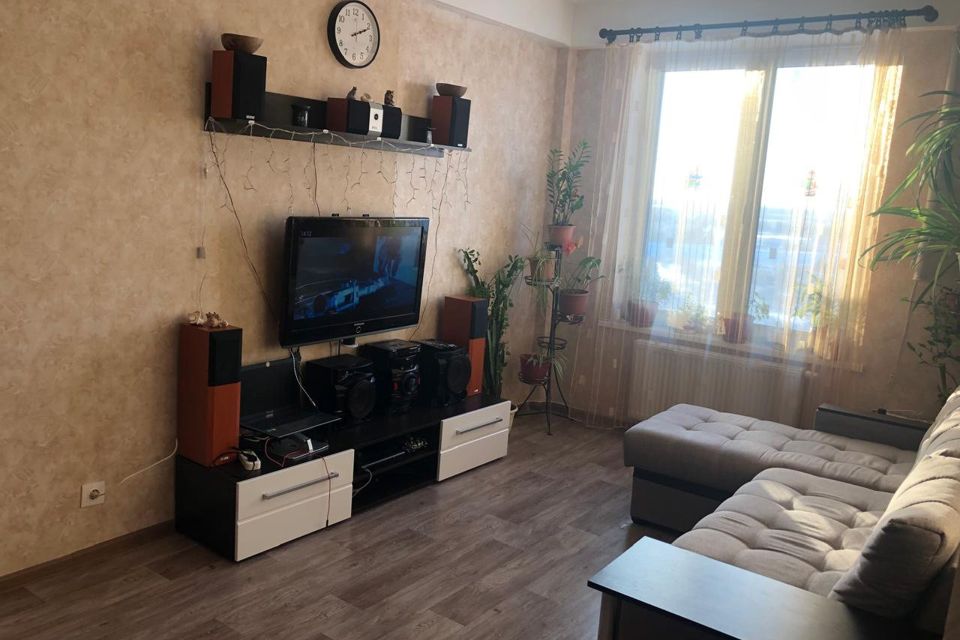 Продаётся 3-комнатная квартира, 57.6 м²