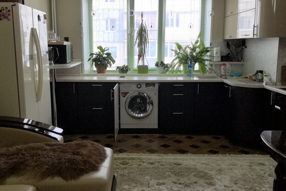 Продаётся 2-комнатная квартира, 60.2 м²