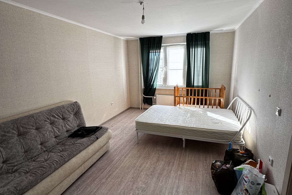 Продаётся 1-комнатная квартира, 37.8 м²