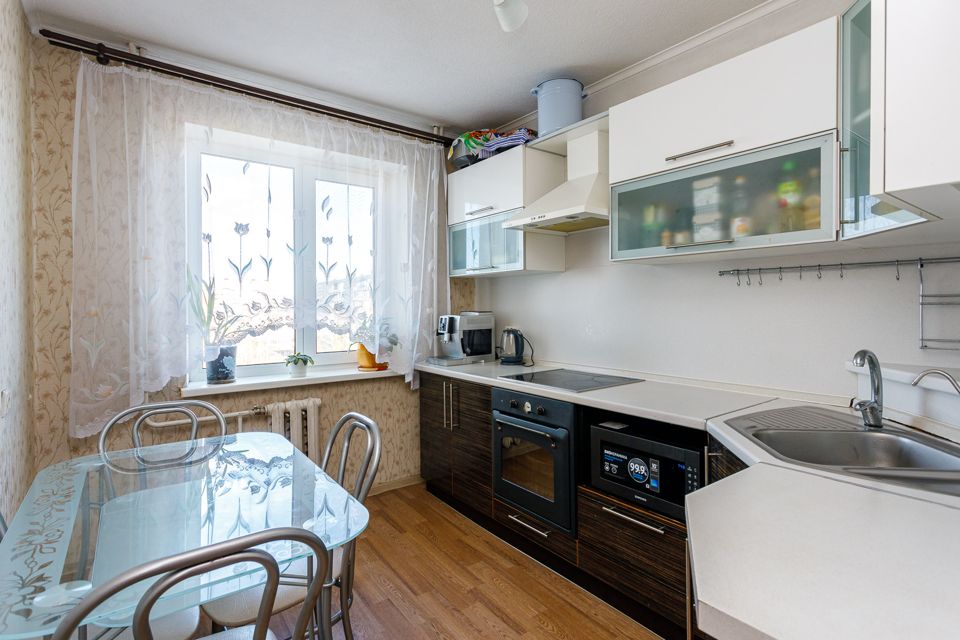 Продаётся 3-комнатная квартира, 65.5 м²