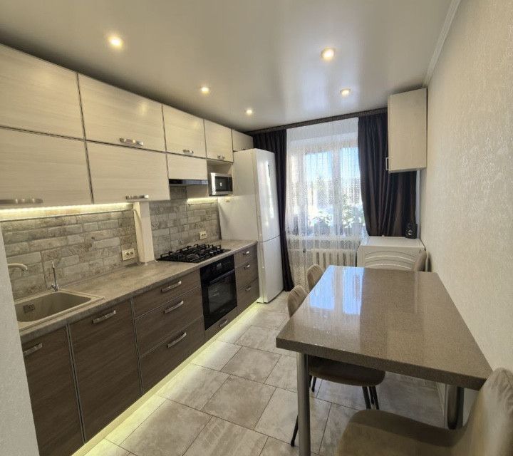 Продаётся 2-комнатная квартира, 63.1 м²
