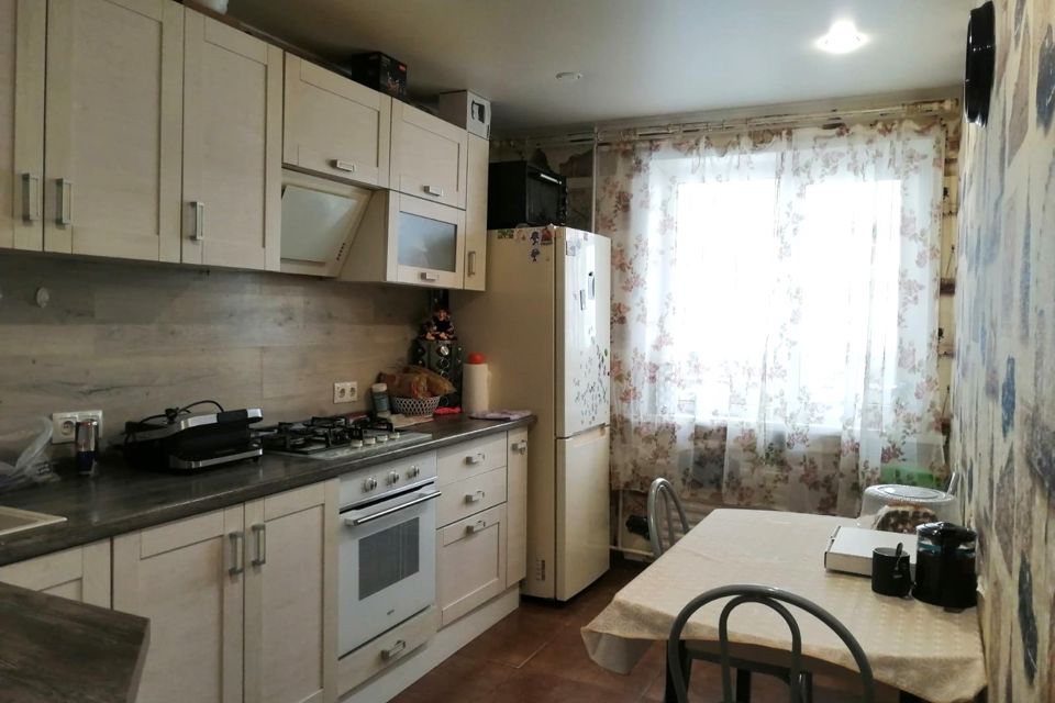 Продаётся 3-комнатная квартира, 63.8 м²