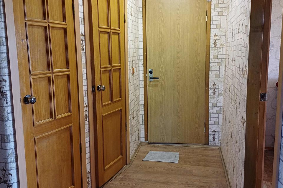 Продаётся 4-комнатная квартира, 59 м²