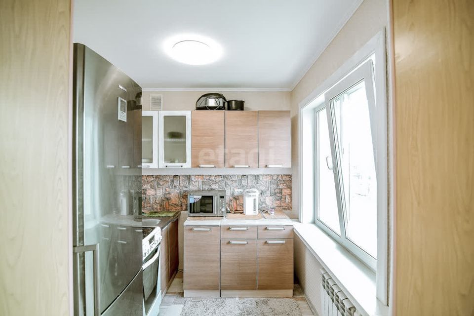 Продаётся 4-комнатная квартира, 57 м²