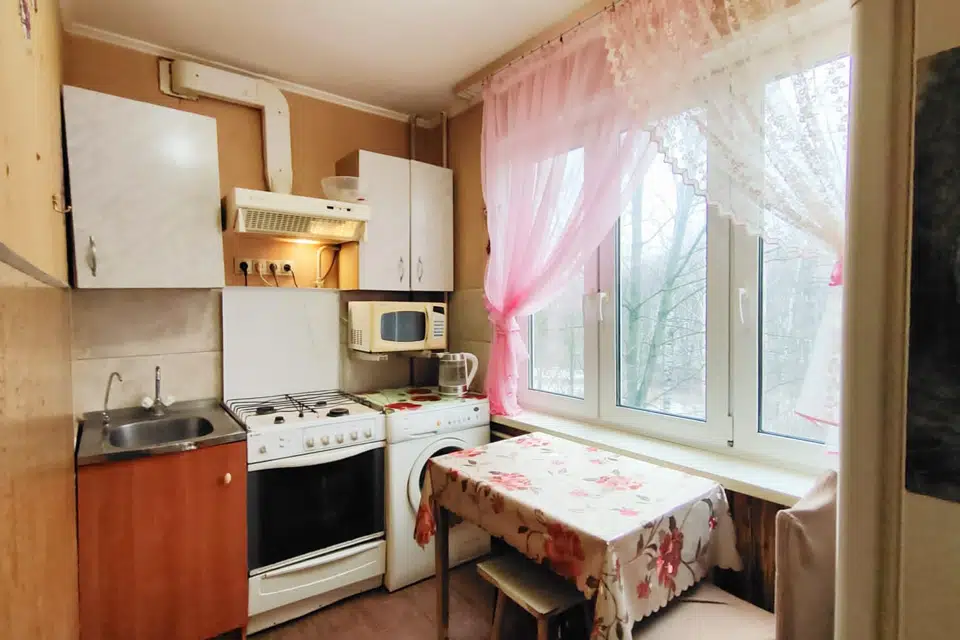 Продаётся 3-комнатная квартира, 56 м²