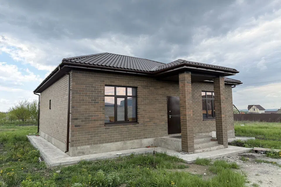 Продаётся 1-этажный дом, 97 м²