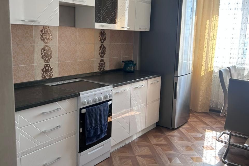 Сдаётся 2-комнатная квартира, 52 м²
